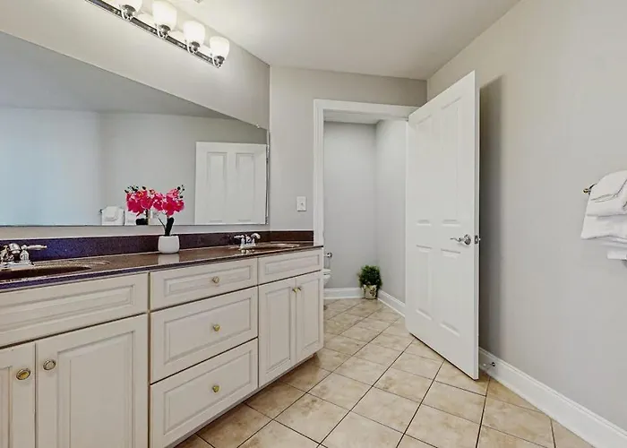 Holiday home Belmont Towers 410
