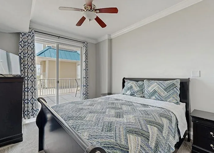 Belmont Towers 410 Holiday home *